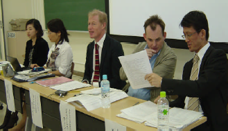 NEW SYNERGIES IN CONTEMPORARY SHAKESPEARE PERFORMANCE IN BRITAIN